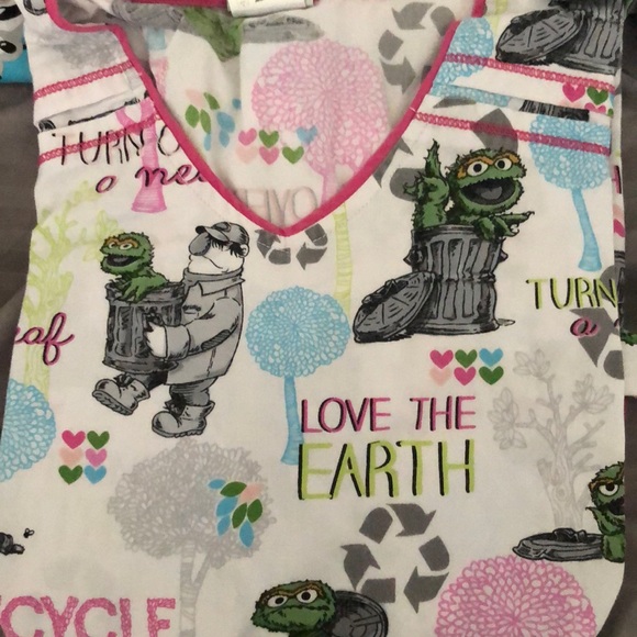 Disney Scrubs - Picture 3 of 8